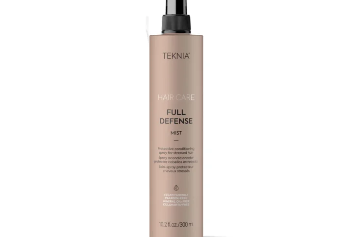 LAKMÉ Full Defense Mist